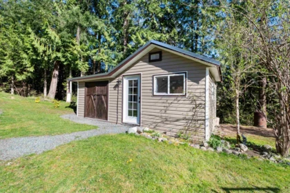 Hot Tub / Spa Photo of 50940 Riverview Drive, Chilliwack, BC