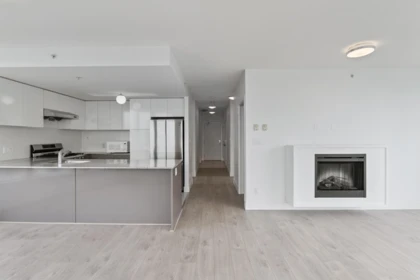 1602 4808 Hazel Street, Burnaby, BC, Burnaby — Apartment/Condo for sale