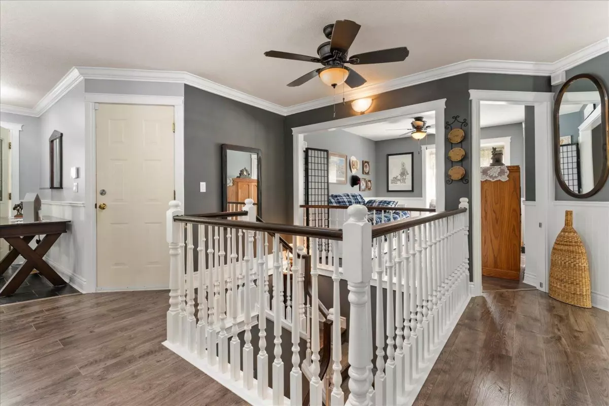 Dining Area Photo of 35 34250 Hazelwood Avenue, Abbotsford, BC