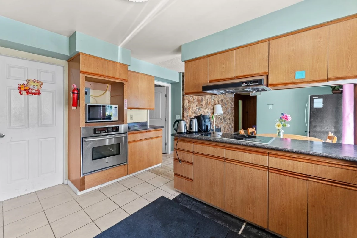 Dining Area Photo of 4330 Salish Drive, Vancouver, BC