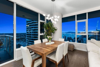 Breakfast Nook Photo of 3404 1335 Howe Street, Vancouver, BC