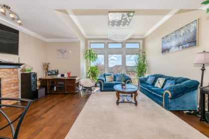 Breakfast Nook Photo of 23611 Bryant Drive, Maple Ridge, BC