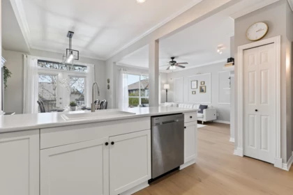 Breakfast Nook Photo of 26 5900 Jinkerson Road, Chilliwack, BC