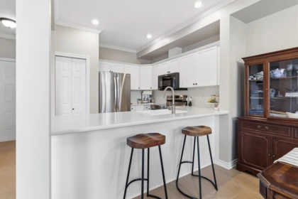 Kitchen Island Photo of 26 5900 Jinkerson Road, Chilliwack, BC