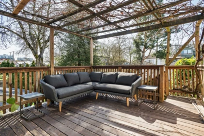 Outdoor Kitchen Photo of 494 E 18th Avenue, Vancouver, BC