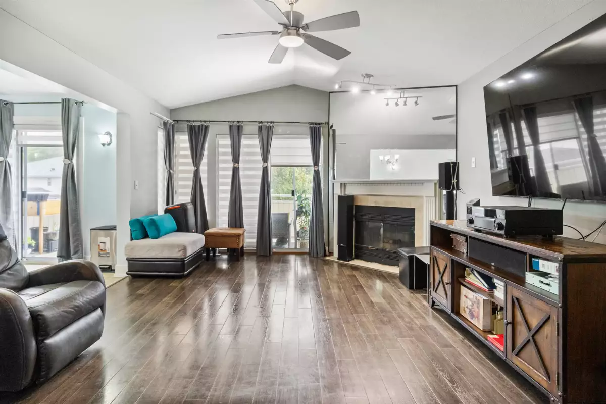 Dining Area Photo of 213 7156 121 Street, Surrey, BC