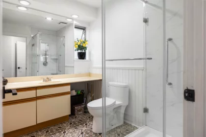 Hallway Photo of 213 7156 121 Street, Surrey, BC