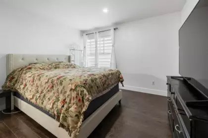 Office / Den Photo of 213 7156 121 Street, Surrey, BC