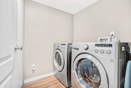 Guest Bathroom Photo of 5 6588 188 Street, Surrey, BC