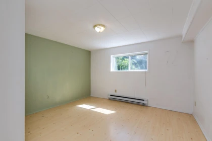 Basement Recreation Room Photo of 760 Grover Avenue, Coquitlam, BC