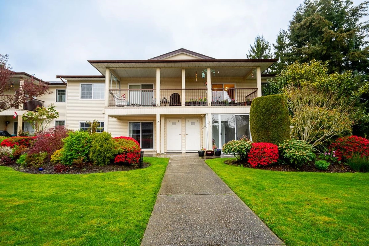 Exterior Front Photo of 2 6467 197th Street, Langley, BC