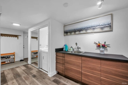 Loft / Bonus Room Photo of 341 Rabbit Lane, West Vancouver, BC