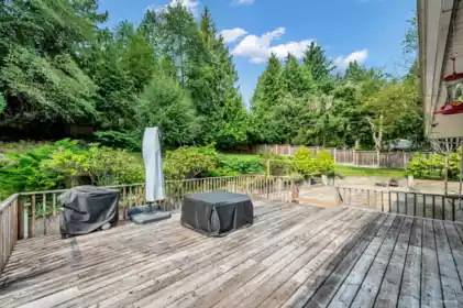 Outdoor Kitchen Photo of 341 Rabbit Lane, West Vancouver, BC