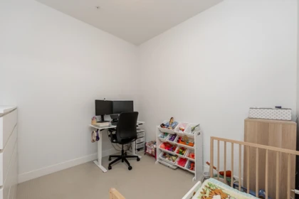 Basement Recreation Room Photo of 202 14968 101a Avenue, Surrey, BC