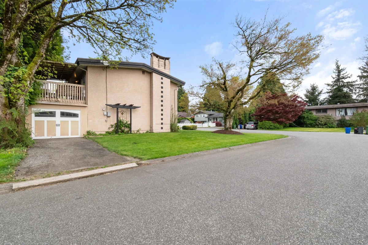 Family Room Photo of 10218 Oval Drive, Chilliwack, BC