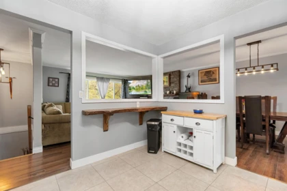 Guest Bathroom Photo of 10218 Oval Drive, Chilliwack, BC