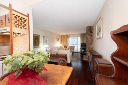302 2250 Oxford Street, Vancouver, BC, Vancouver — Apartment/Condo for sale