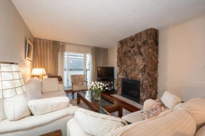 Loft / Bonus Room Photo of 302 2250 Oxford Street, Vancouver, BC