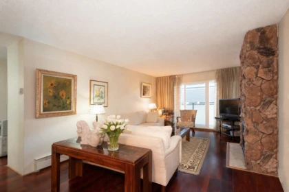 Office / Den Photo of 302 2250 Oxford Street, Vancouver, BC