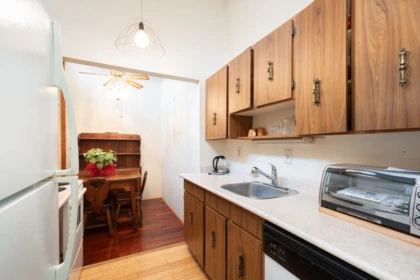 Walk-In Closet Photo of 302 2250 Oxford Street, Vancouver, BC