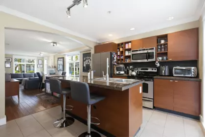 Kitchen Photo of 66 15833 26 Avenue, Surrey, BC