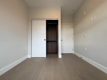 Primary Bedroom Photo of 125 W 41st Avenue, Vancouver, BC