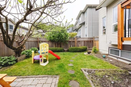 Street View Photo of 1122 11497 236 Street, Maple Ridge, BC