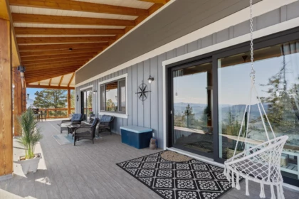 Basement Recreation Room Photo of 137 Eagle Point, No City Value, BC
