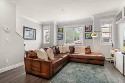 1382 E 27th Avenue, Vancouver, BC, Vancouver — Townhouse for sale