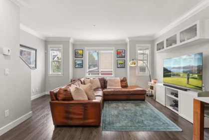 1382 E 27th Avenue, Vancouver, BC, Vancouver — Townhouse for sale