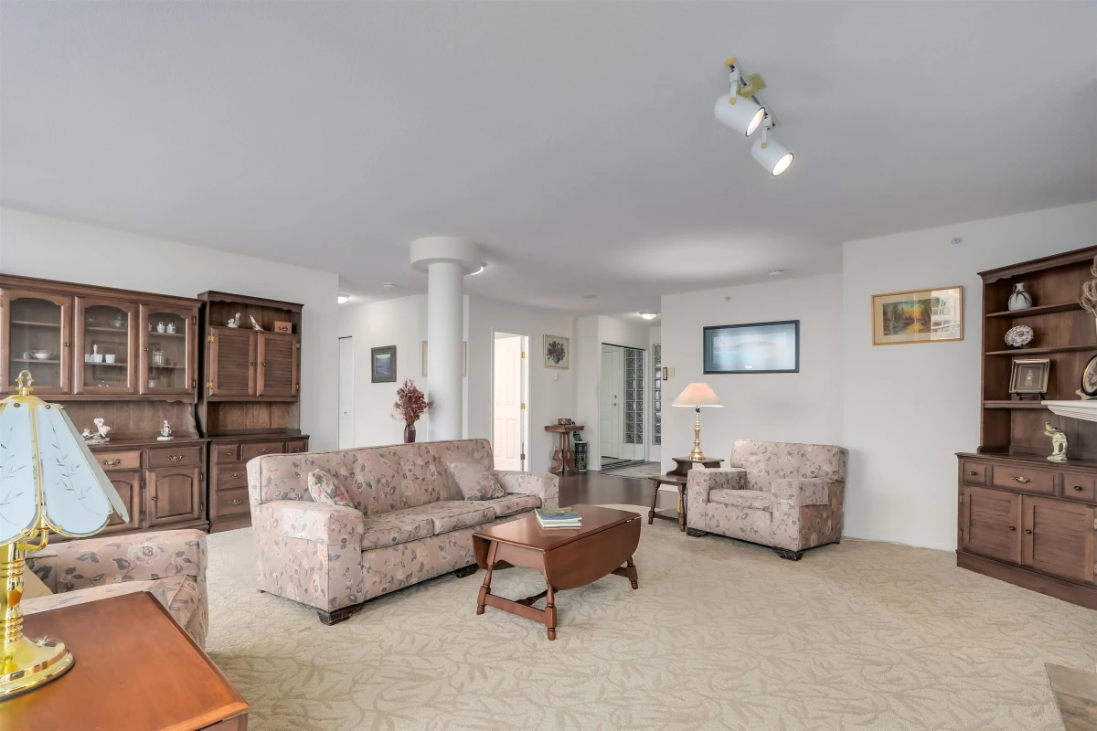 Family Room Photo of 2104 719 Princess Street, New Westminster, BC