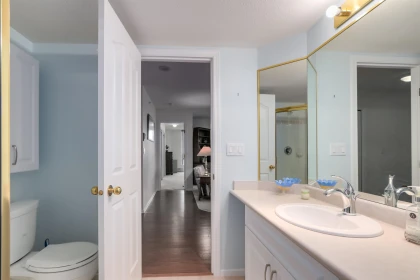 Primary Bathroom Photo of 2104 719 Princess Street, New Westminster, BC