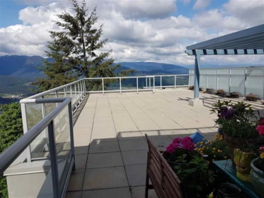 803 9262 University Crescent, Burnaby, BC, Burnaby — Apartment/Condo for sale