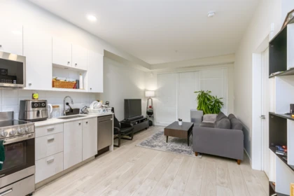 Kitchen Photo of 406 10838 Whalley Boulevard, Surrey, BC