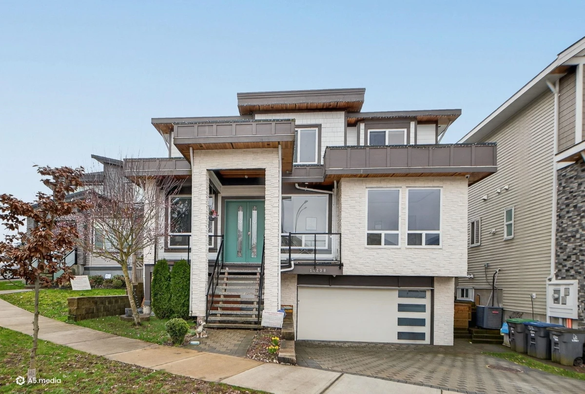 Exterior Rear Photo of 14298 62 Avenue, Surrey, BC