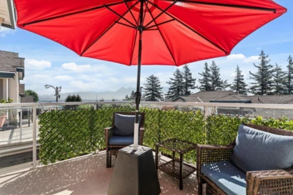 Outdoor Deck Photo of 11 8590 Sunrise Drive, Chilliwack, BC
