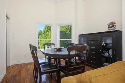 Kitchen Island Photo of 20595 97b Avenue, Langley, BC