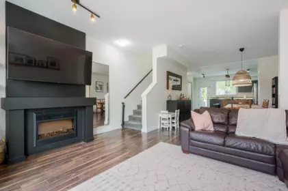 Breakfast Nook Photo of 124 13819 232 Street, Maple Ridge, BC