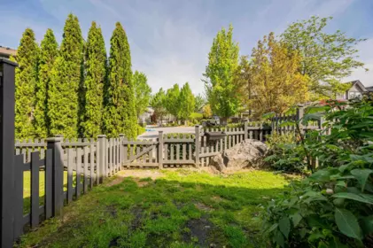 Garden / Landscaping Photo of 124 13819 232 Street, Maple Ridge, BC