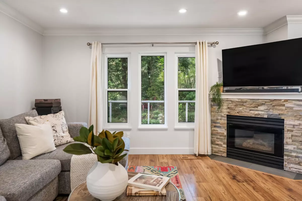 Family Room Photo of 11 2590 Panorama Drive, Coquitlam, BC