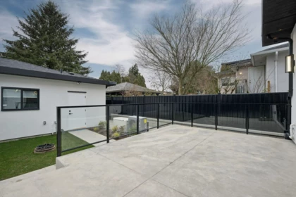 Swimming Pool Photo of 2 6362 Curtis Street, Burnaby, BC