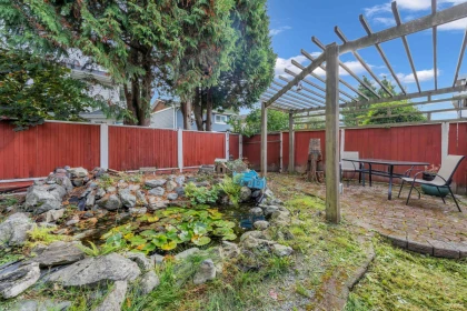Front Yard Photo of 11280 Caravel Court, Richmond, BC