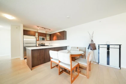 Kitchen Photo of 1301 7575 Alderbridge Way, Richmond, BC