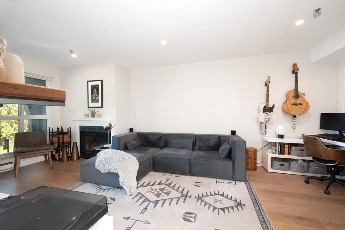 Family Room Photo of 101 1166 W 6th Avenue, Vancouver, BC