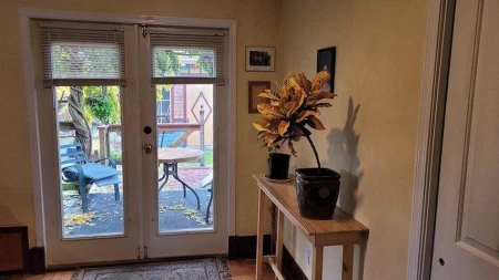 Guest Bathroom Photo of 20530 Westfield Avenue, Maple Ridge, BC
