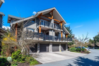 Garden / Landscaping Photo of 22 39758 Government Road, Squamish, BC