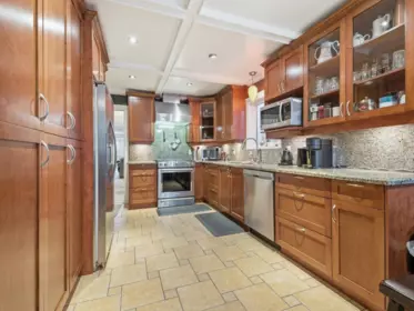 Kitchen Island Photo of 4767 Union Street, Burnaby, BC