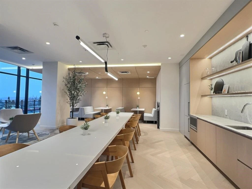 Dining Area Photo of 1401 505 Nelson Street, Coquitlam, BC
