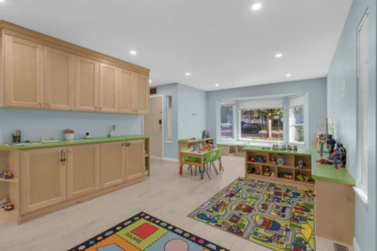 Breakfast Nook Photo of 17209 62a Ave, Surrey, BC