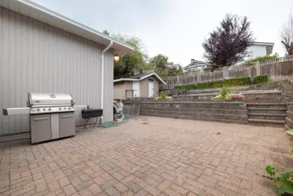 Laundry Room Photo of 432 Riverview Crescent, Coquitlam, BC